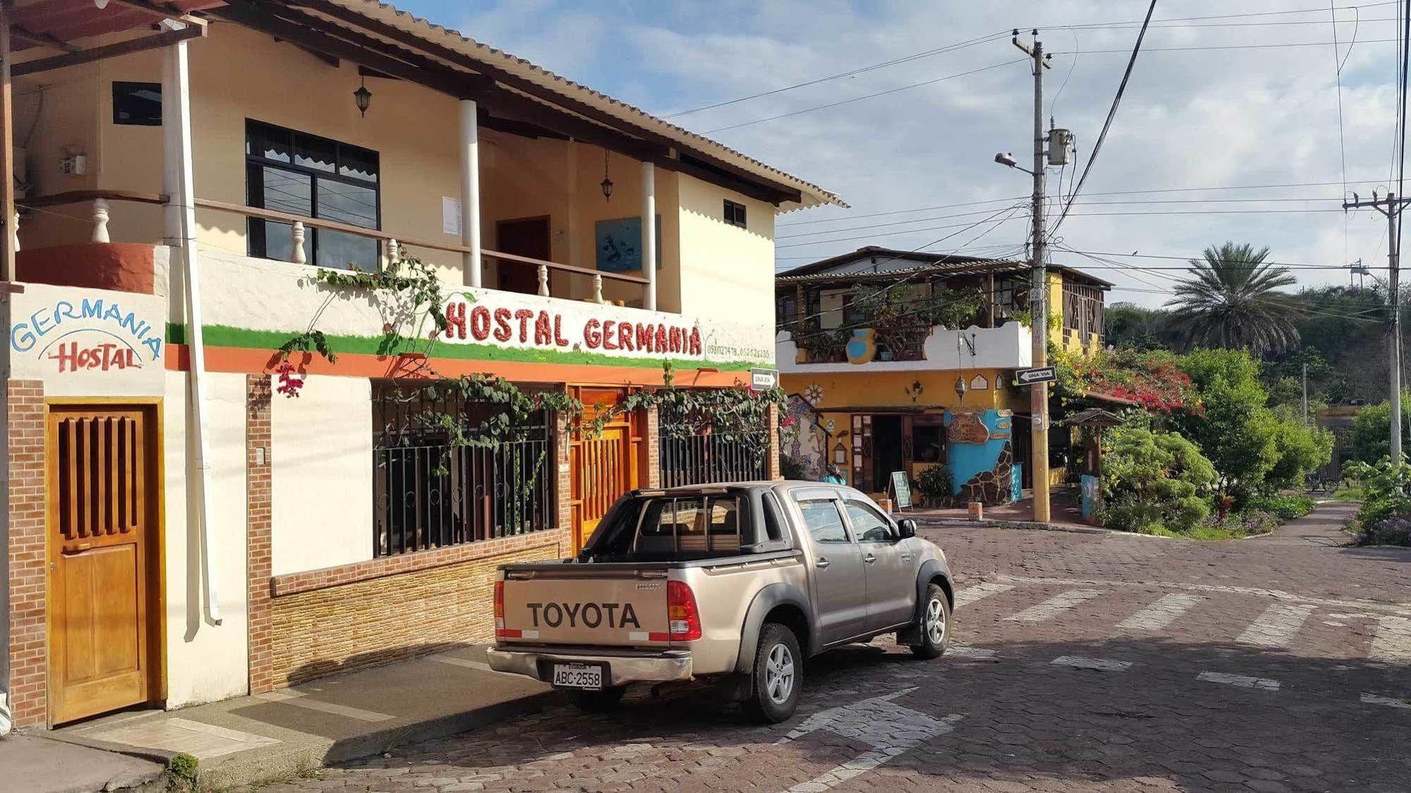Hospedaje Germania Puerto Ayora  Exterior foto